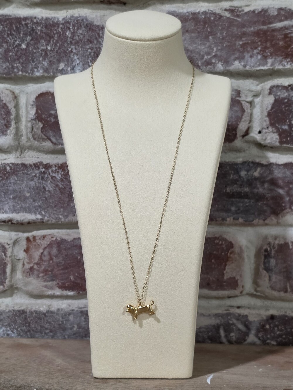 Vintage Basset Hound Dog Necklace